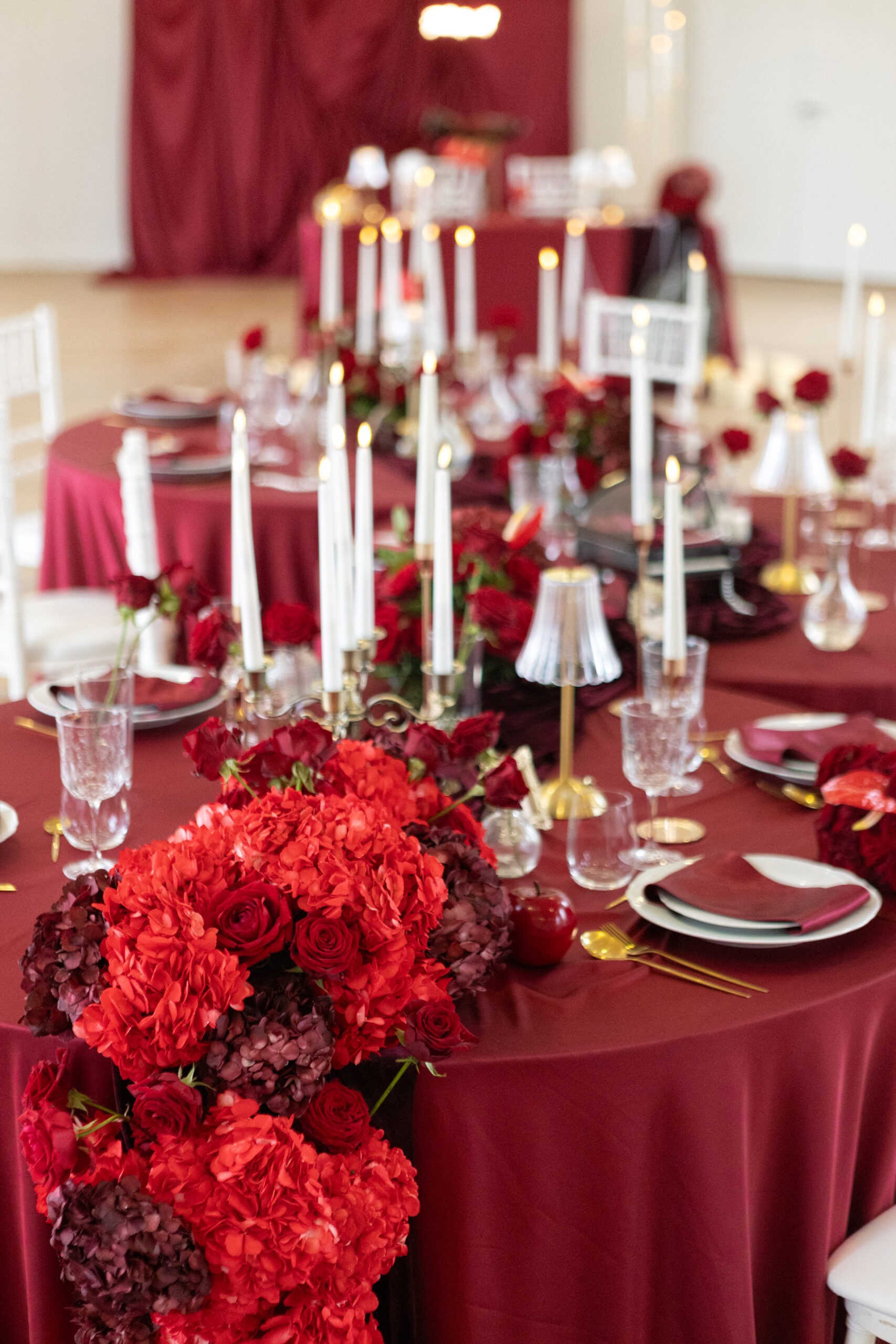 Décoration de table mariage en rouge
